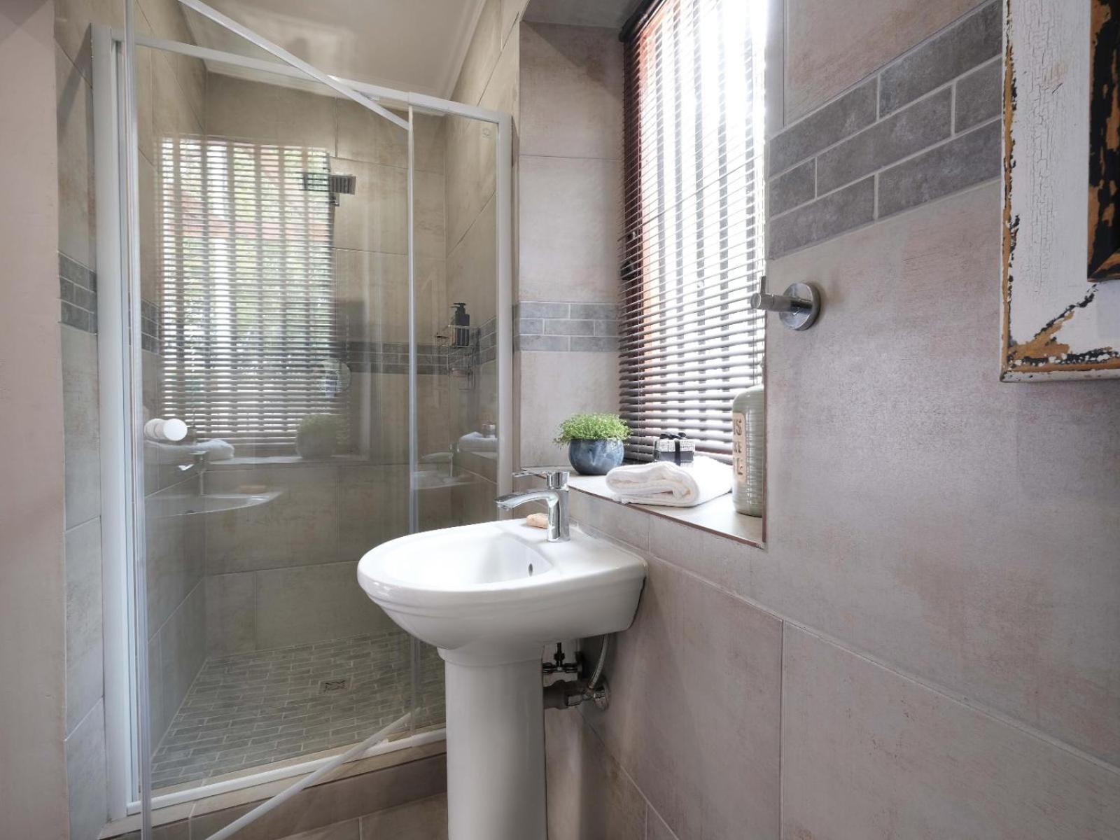 Adderley House Guest Accommodation โรเบิร์ตสัน ห้อง รูปภาพ